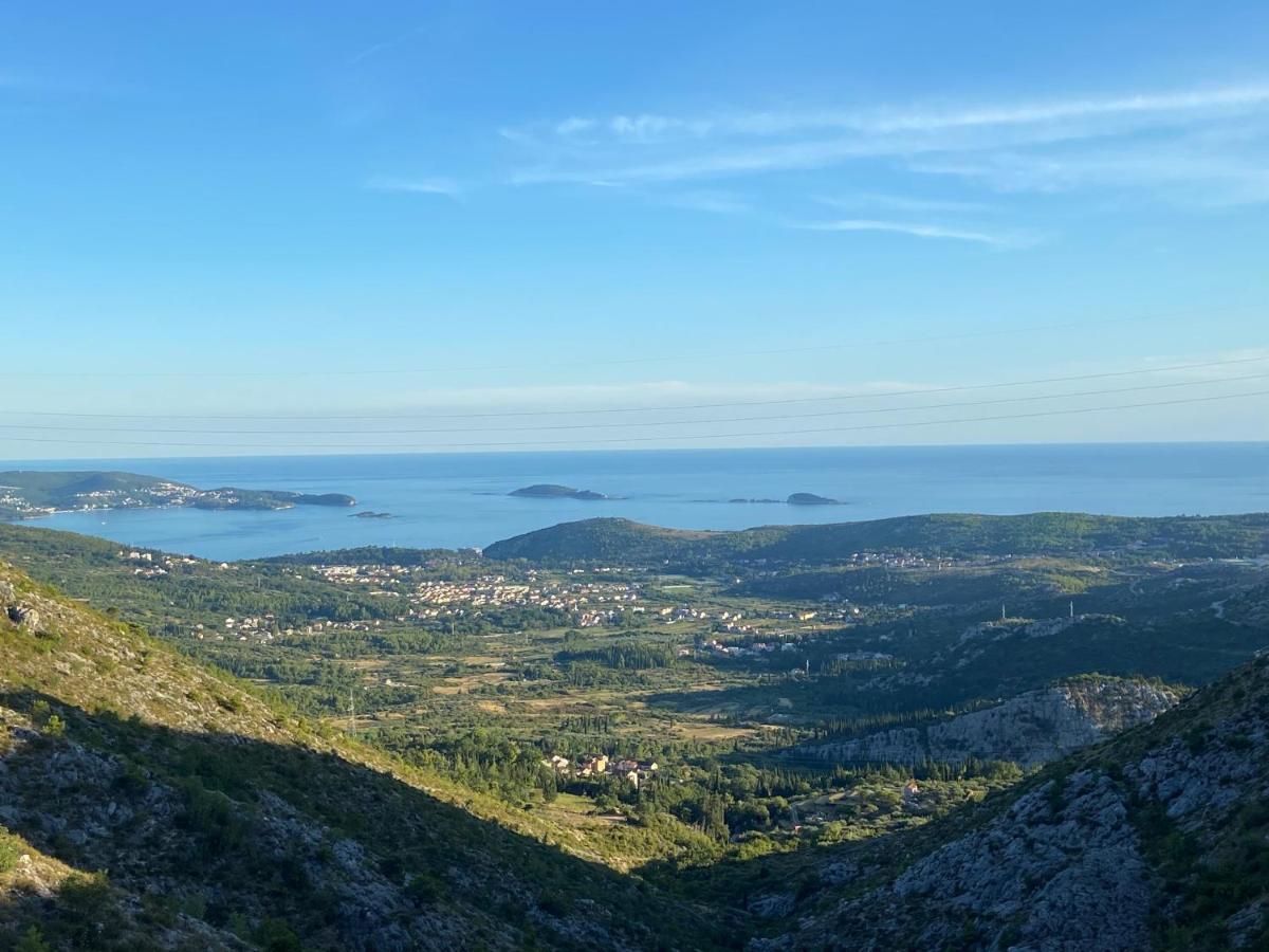 Ivanica Sveto Esterno foto